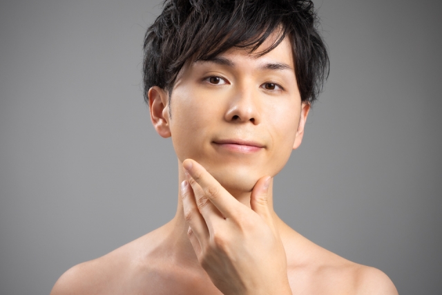 福岡で美容皮膚科に通う男性が増加中！人気メニューと選び方を紹介