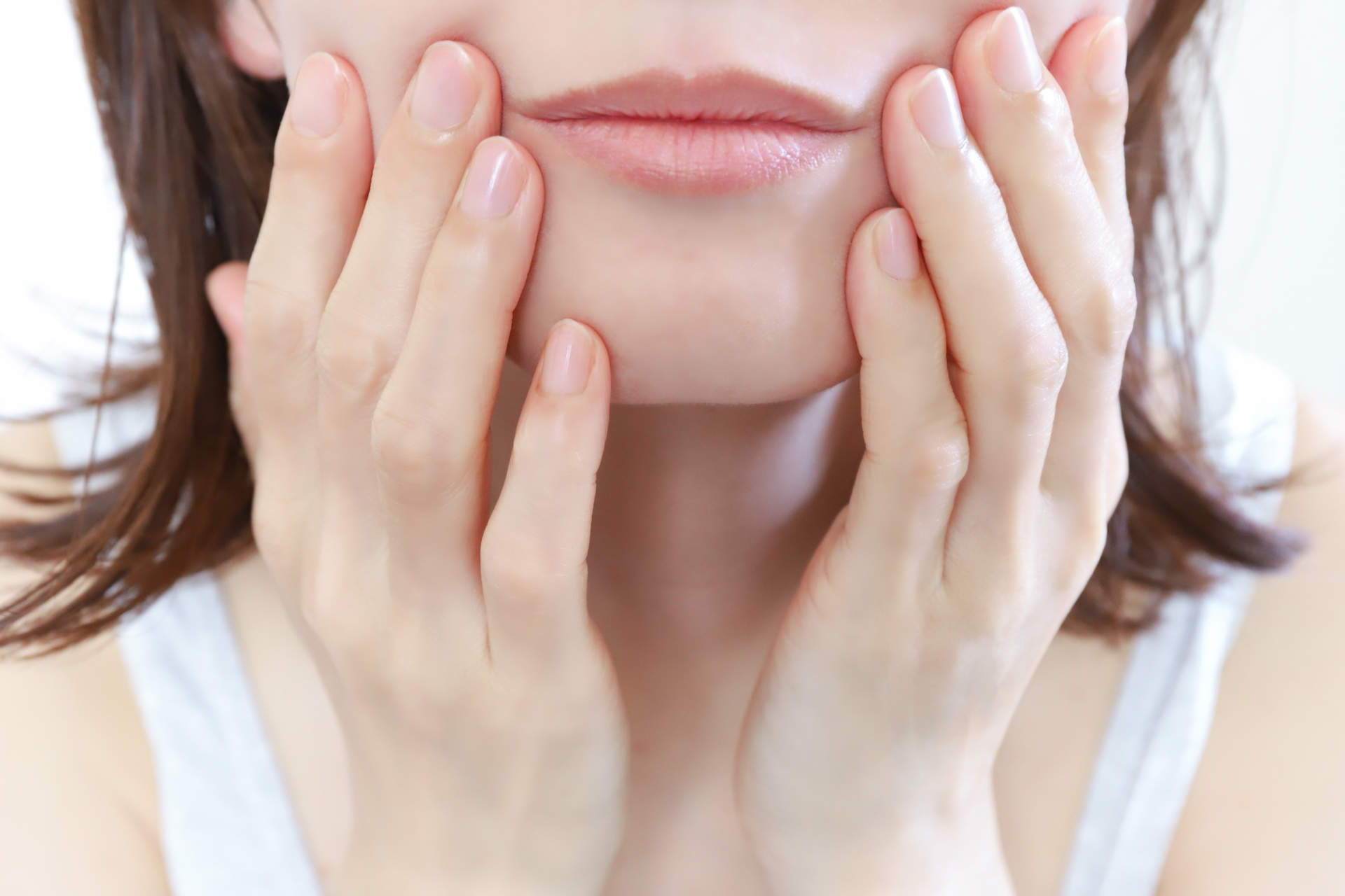 福岡の美容皮膚科で話題の唇・口元の施術とは？自然に魅力UPする方法